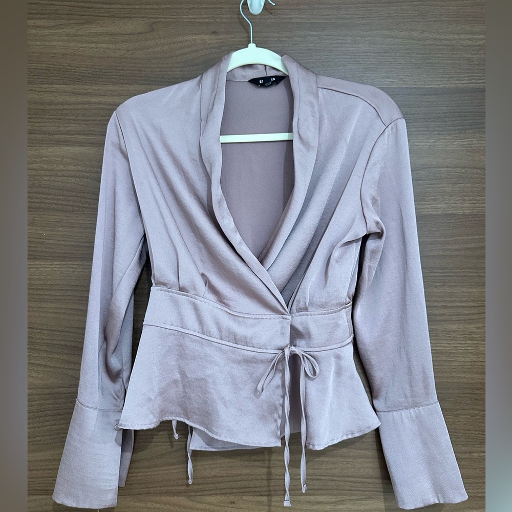 Express Gray Satin Faux Wrap Front Peplum Top – Size XXS